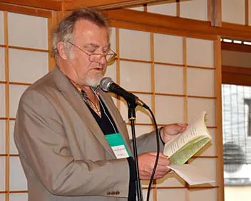 germain-reading-in-kyoto