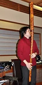 taro-playing-on-a-fujara